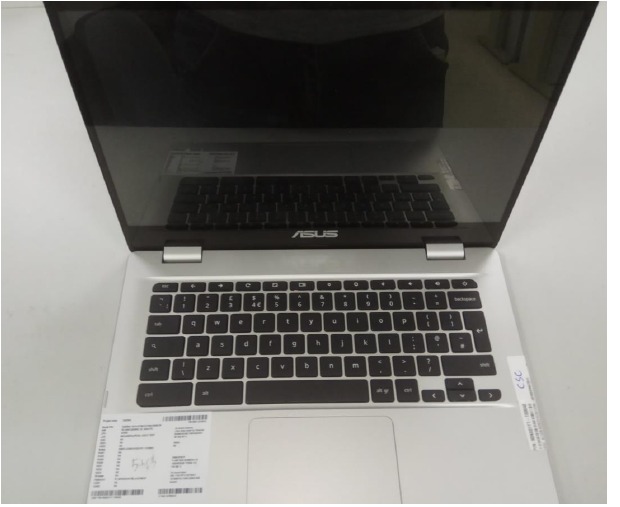 Asus - C423NA - Vista derecha Vista derecha