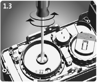GRUNDFOS - Sololift2 C-3 - If Impeller stuck - Step 3 - Turn the motor shaft Si el impulsor está atascado - Paso 3 - Gire el eje del motor