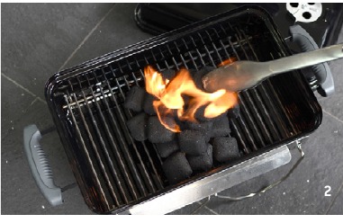 Weber - Go-Anywhere - Encendido del fuego directo - Paso 2 Encendido del fuego directo - Paso 2
