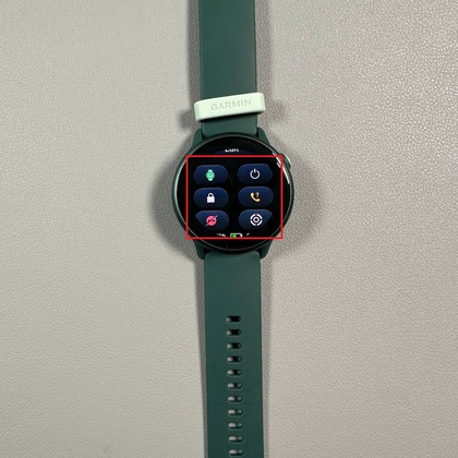 Accediendo al menú rápido en Garmin Vivoactive 6