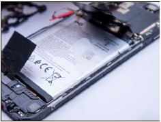 Tener cuidado de no perforar la bater&iacute;a con herramientas afiladas
