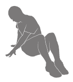 Persona sentada en el suelo girando el torso