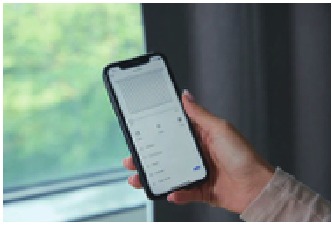 Captura de pantalla de la aplicaci&oacute;n SwitchBot que muestra c&oacute;mo abrir o cerrar la cortina