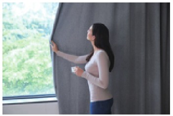 Cuando SwitchBot Curtain detecta que est&aacute; abriendo la cortina m&aacute;s de 5 cm, comenzar&aacute; autom&aacute;ticamente y har&aacute; el trabajo por usted
