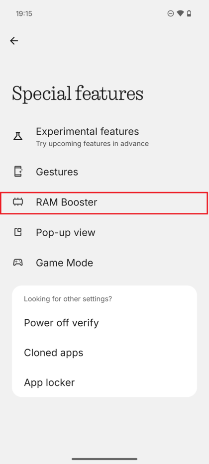 El men&uacute; Funciones especiales con la opci&oacute;n RAM Booster resaltada.
