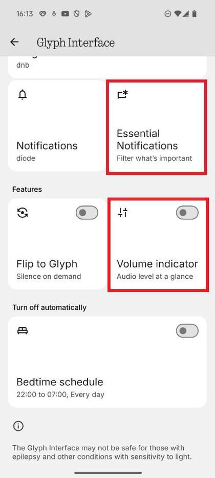 Captura de pantalla de opciones Glyph adicionales, incluyendo los indicadores de notificaci&oacute;n y volumen.