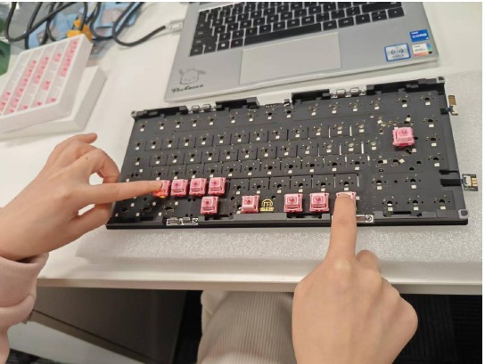 Probar la PCB - Probar la funcionalidad inal&aacute;mbrica de la PCB