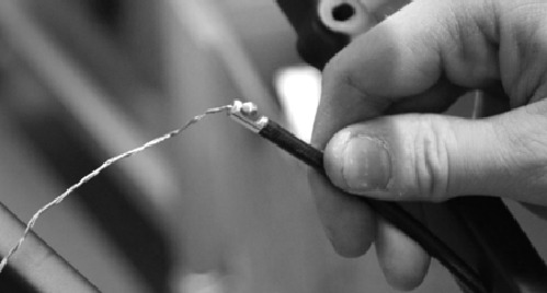 Enrutamiento de cables del cuadro e instalaci&oacute;n de los frenos - Paso 6