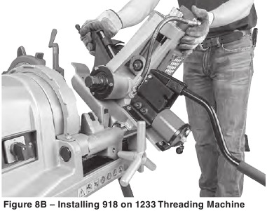 Instalaci&oacute;n en la m&aacute;quina de roscar 1233 - Paso 1