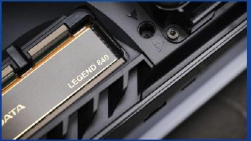 HAZ CLIC EN EL CONECTOR DORADO DE
