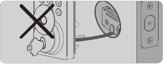 No inserte la llave al instalar