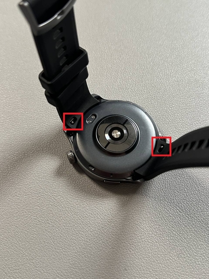 Retirar la correa antigua de Amazfit Balance