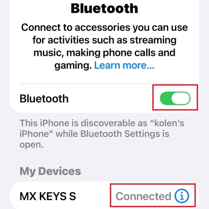Abriendo la configuraci&oacute;n de Bluetooth en un tel&eacute;fono
