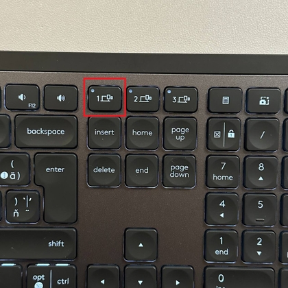 Emparejando el primer dispositivo con el Logitech MX Keys S