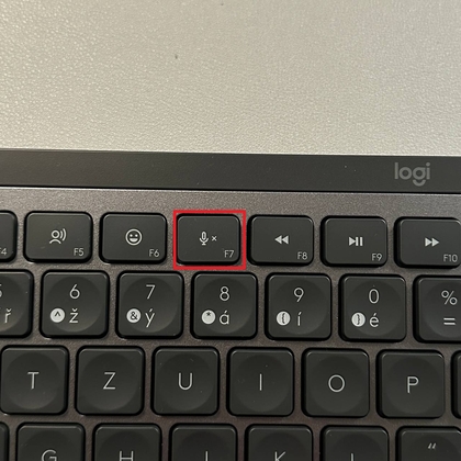 Tecla F7 para el control de silencio