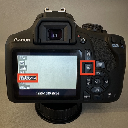 Ajuste de la velocidad de fotogramas a 24 fps en la Canon EOS 2000D