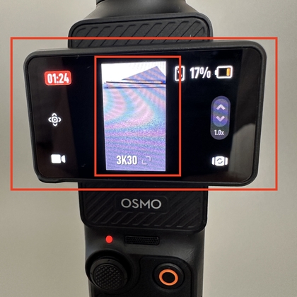 Voltear la pantalla del DJI Pocket 3 para cambiar la orientaci&oacute;n