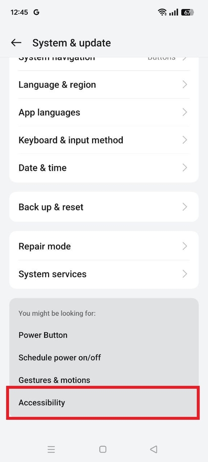 Ajustes de accesibilidad en el men&uacute; del sistema de Realme C75