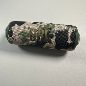 JBL Flip 7 - C&oacute;mo verificar el nivel de bater&iacute;a