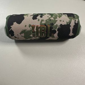 C&oacute;mo restablecer de f&aacute;brica el altavoz JBL Flip 7
