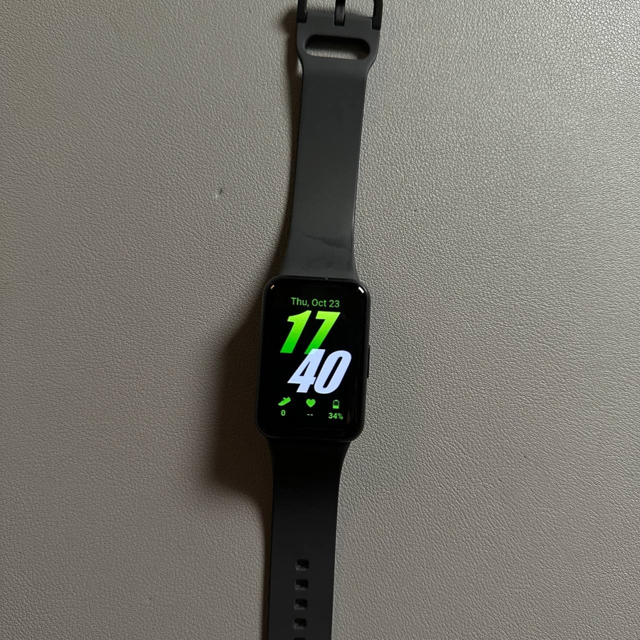 Samsung Galaxy Fit 3: Activar o Desactivar la Pantalla Siempre Encendida