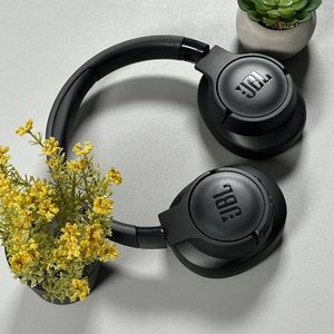 Solucionar que una copa del o&iacute;do no funcione en JBL Tune 720BT